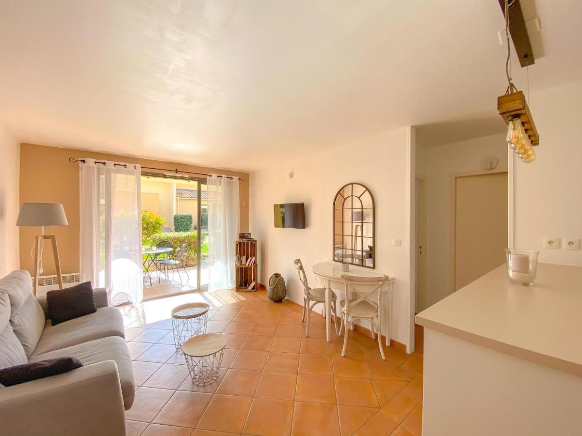 Appartement Cosy Pour Un Sejour Bien-Etre Climatise 索马讷-德沃克吕兹 外观 照片