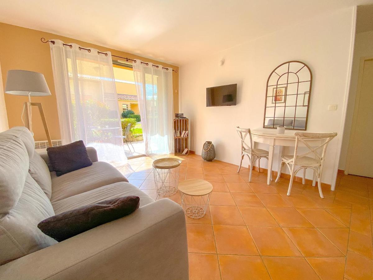 Appartement Cosy Pour Un Sejour Bien-Etre Climatise 索马讷-德沃克吕兹 外观 照片