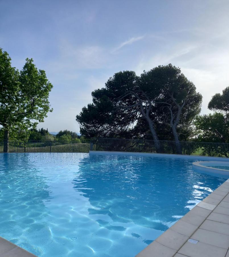 Appartement Cosy Pour Un Sejour Bien-Etre Climatise 索马讷-德沃克吕兹 外观 照片